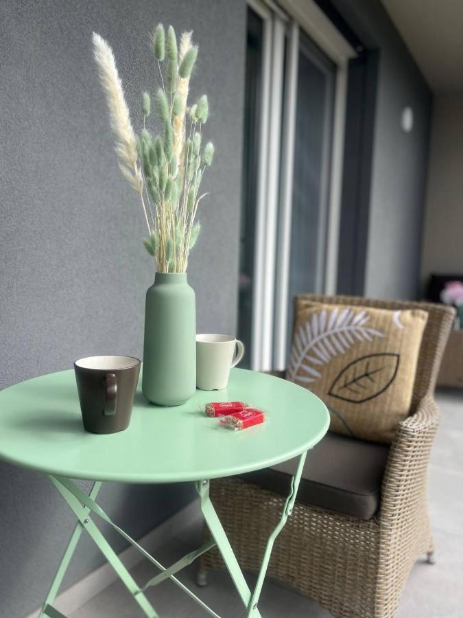 Apartamento "La Terrazza Di Via Roma" Delta Del Po - Private Parking Porto Viro Exterior foto